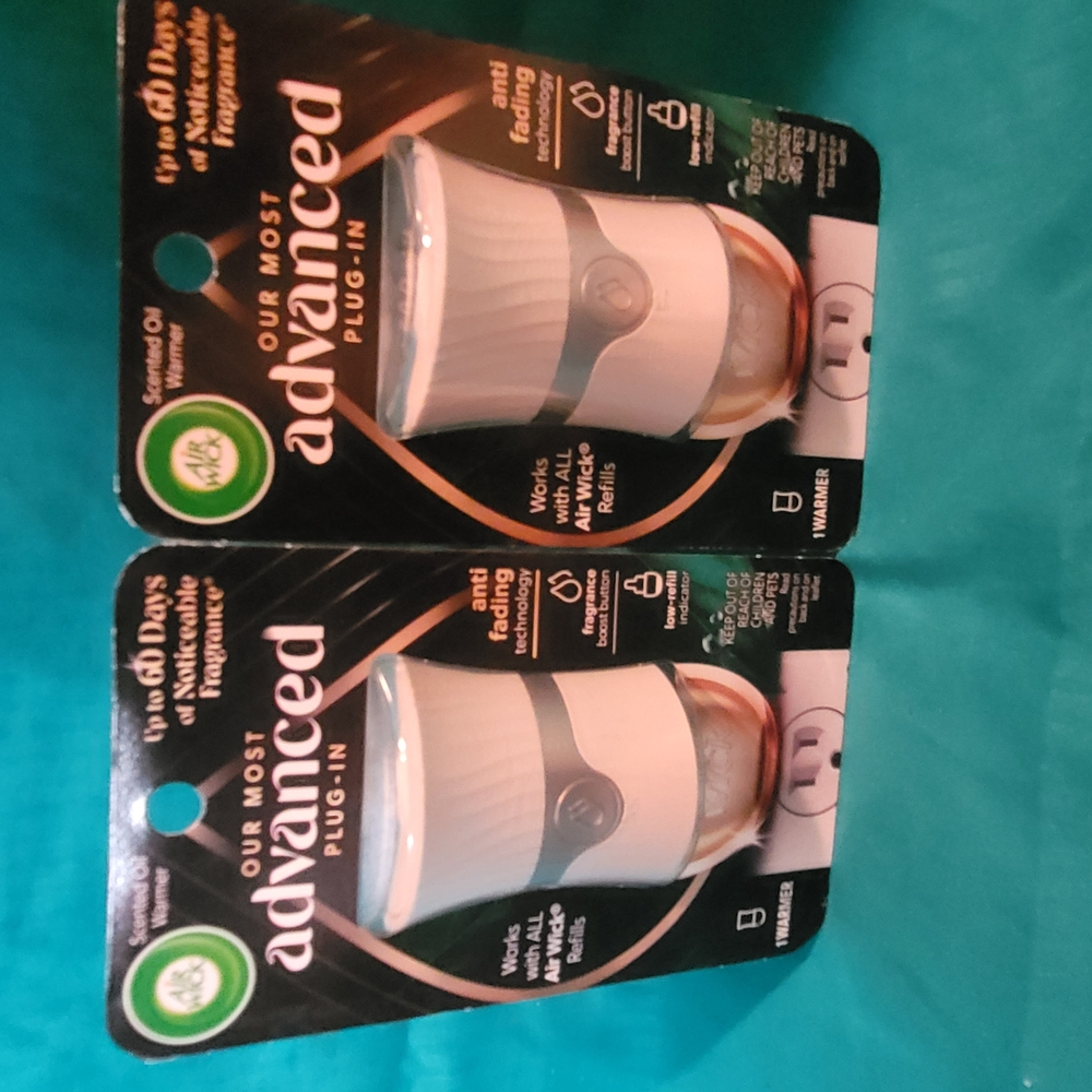 Advanced Plug-In Air Freshener - White